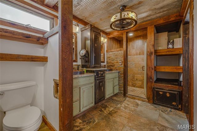 1214 Meadow Lake Lane, Park Hills, MO 63601