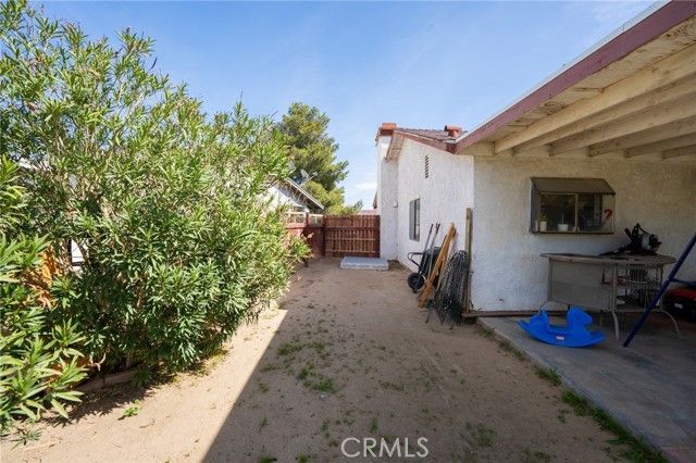 15168 Dakota, Victorville, CA 92394