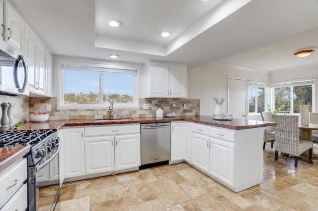 1782 Troy Lane, Oceanside, CA 92054