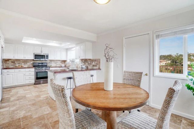 1782 Troy Lane, Oceanside, CA 92054