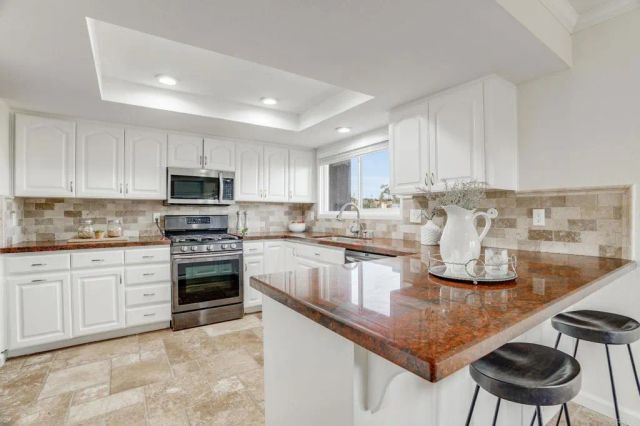 1782 Troy Lane, Oceanside, CA 92054