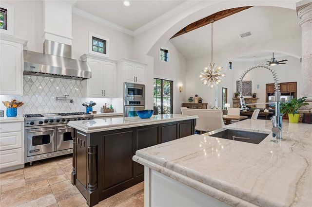 4320 House Of York 6, Austin, TX 78730