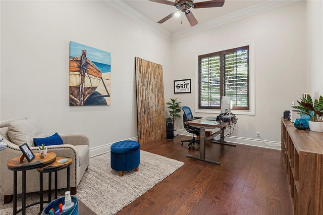 4320 House Of York 6, Austin, TX 78730
