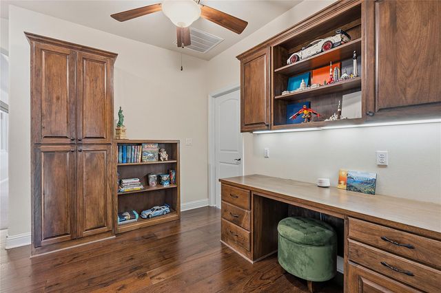 4320 House Of York 6, Austin, TX 78730