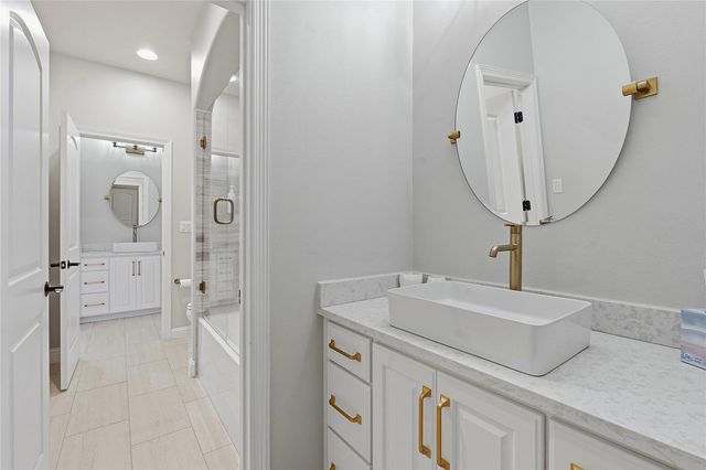 4320 House Of York 6, Austin, TX 78730