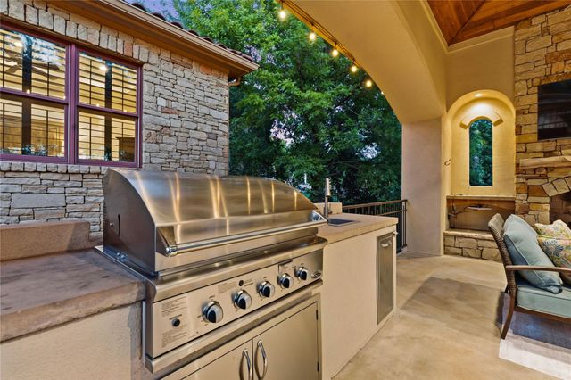 4320 House Of York 6, Austin, TX 78730