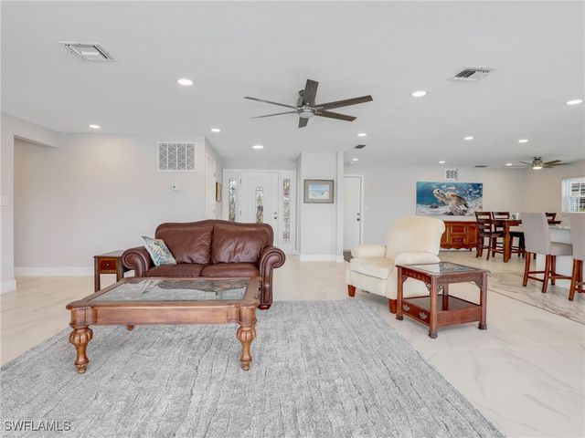13732 Ox Bow RD, Fort Myers, FL 33905