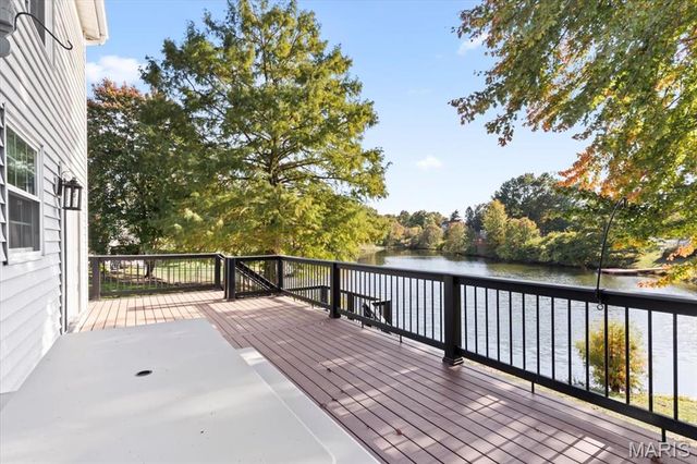 1841 Newburyport Road, Chesterfield, MO 63005