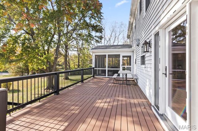 1841 Newburyport Road, Chesterfield, MO 63005