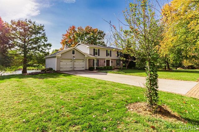 1841 Newburyport Road, Chesterfield, MO 63005
