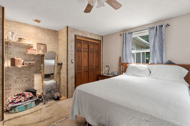 465 Greenwood St, Millbury, MA 01527