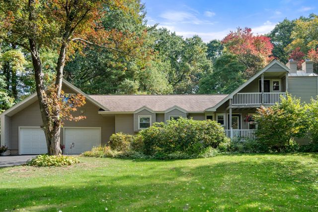 465 Greenwood St, Millbury, MA 01527