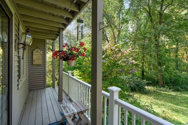 465 Greenwood St, Millbury, MA 01527