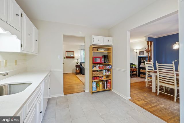 9203 LANDGREEN ST, Manassas, VA 20110