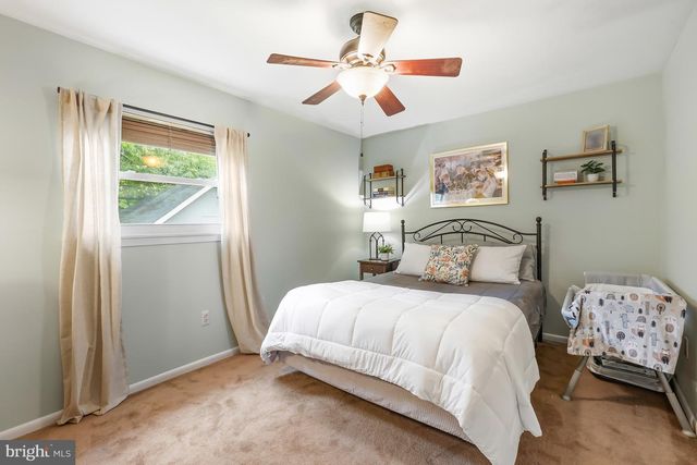 9203 LANDGREEN ST, Manassas, VA 20110
