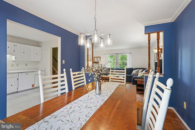 9203 LANDGREEN ST, Manassas, VA 20110