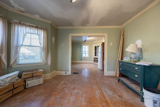 124 Mill St, New Bedford, MA 02740