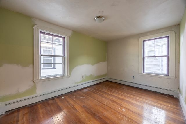 124 Mill St, New Bedford, MA 02740