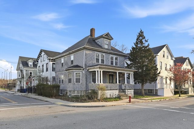 124 Mill St, New Bedford, MA 02740