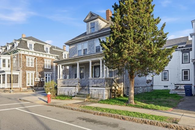 124 Mill St, New Bedford, MA 02740