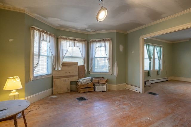 124 Mill St, New Bedford, MA 02740