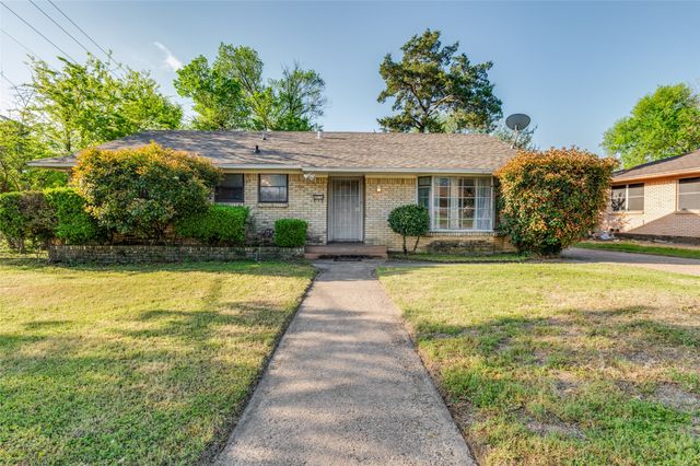 2406 Cliff Teen Court, Dallas, TX 75233