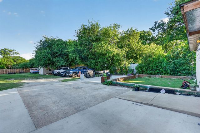 2730 Marjorie Avenue, Dallas, TX 75216