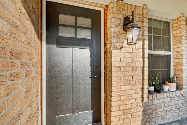 2730 Marjorie Avenue, Dallas, TX 75216