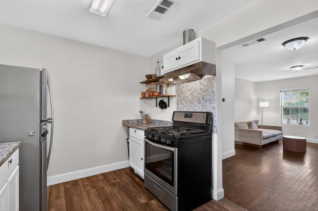 2730 Marjorie Avenue, Dallas, TX 75216