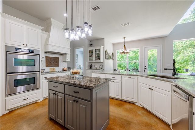 6500 Mountain Lake Parkway, Cross Roads, TX 76227