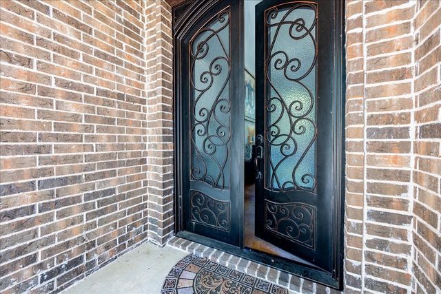 6500 Mountain Lake Parkway, Cross Roads, TX 76227
