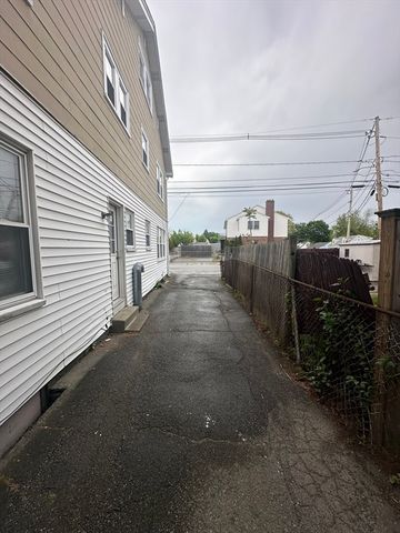 92-94 Waltham Street 4, Watertown, MA 02472