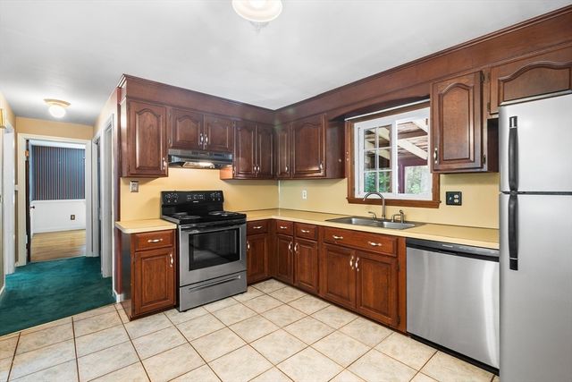 3 Denfeld Drive, Westborough, MA 01581