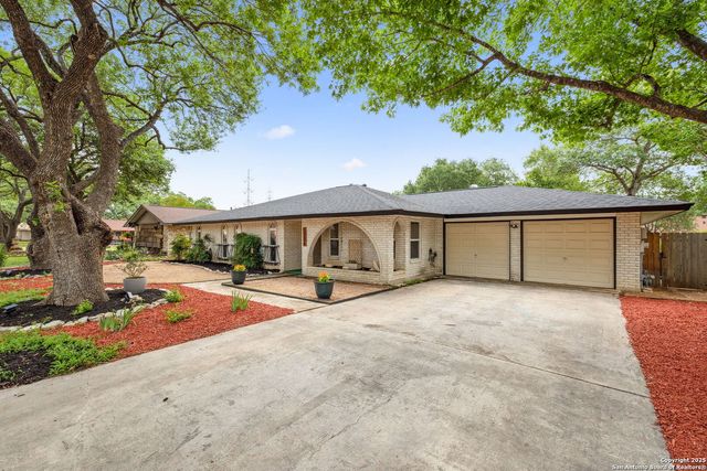 13214 La Ventana, San Antonio, TX 78233