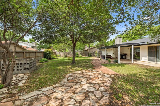 13214 La Ventana, San Antonio, TX 78233