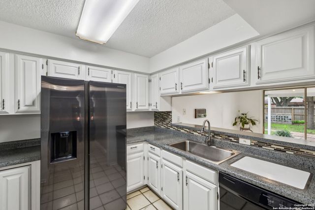 13214 La Ventana, San Antonio, TX 78233