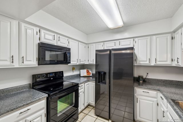 13214 La Ventana, San Antonio, TX 78233