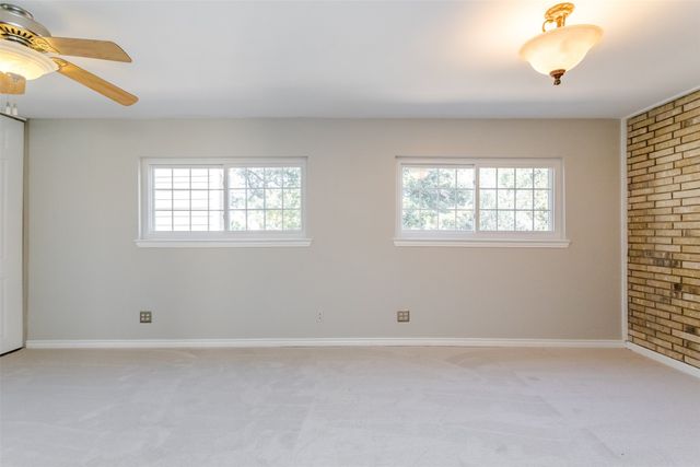 2706 Meadowstone Court, Carrollton, TX 75006