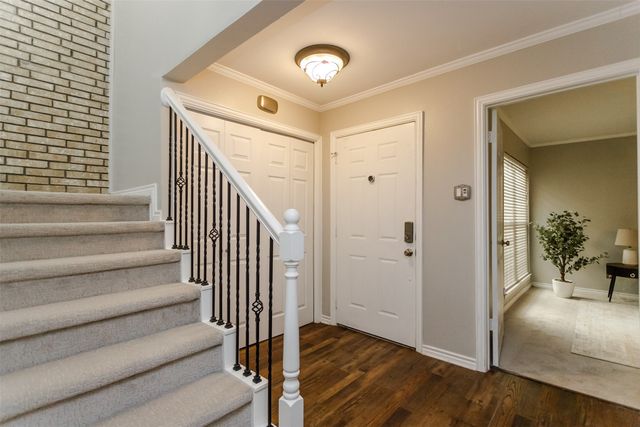 2706 Meadowstone Court, Carrollton, TX 75006