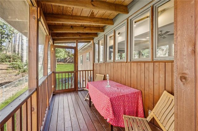 1121 Vistavia Circle, Decatur, GA 30033