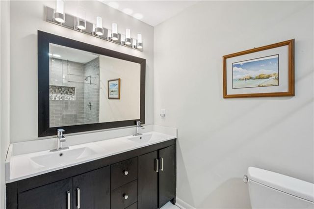 1121 Vistavia Circle, Decatur, GA 30033