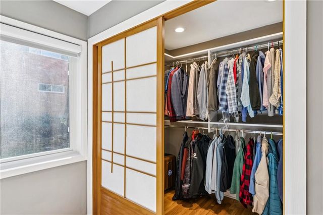 1121 Vistavia Circle, Decatur, GA 30033