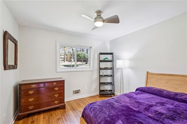 1121 Vistavia Circle, Decatur, GA 30033