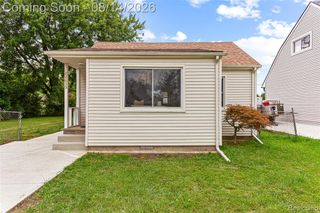 22655 Purdue Avenue, Farmington, MI 48336