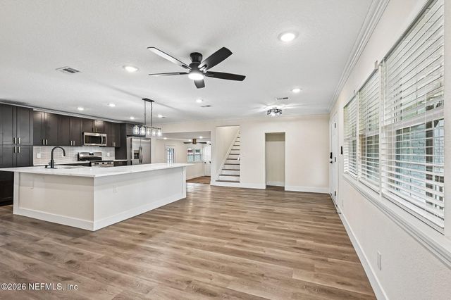 8529 BURKHALL Street, Jacksonville, FL 32211