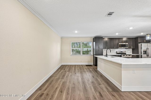 8529 BURKHALL Street, Jacksonville, FL 32211
