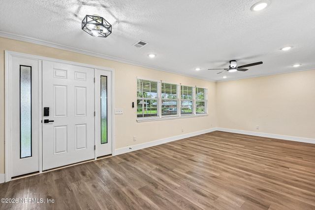 8529 BURKHALL Street, Jacksonville, FL 32211