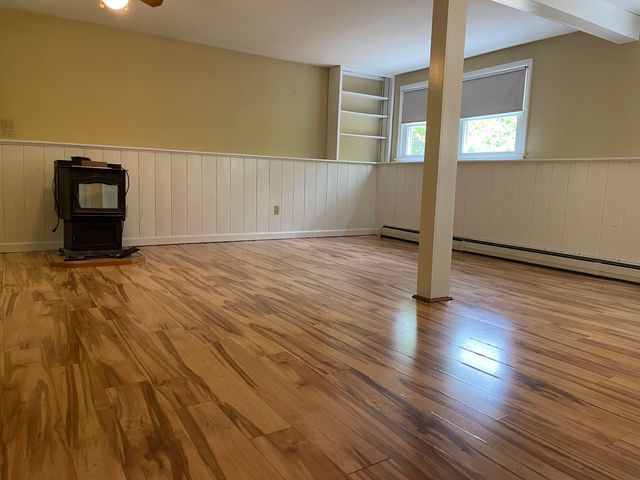 28 Westwood Lane, Henniker, NH 03242
