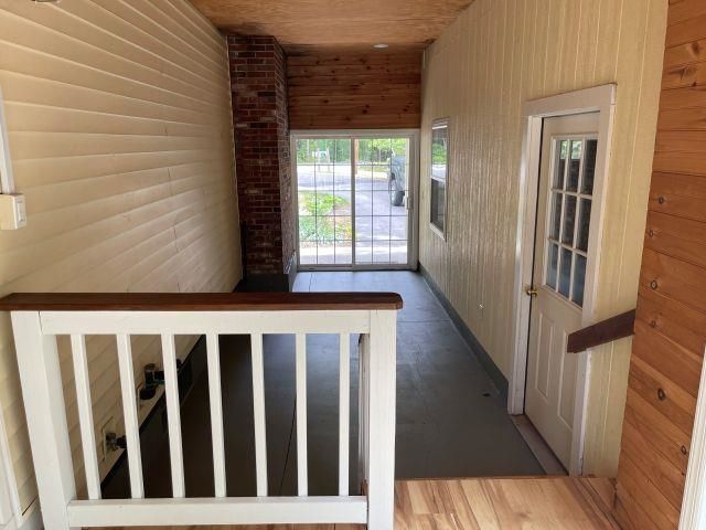 28 Westwood Lane, Henniker, NH 03242