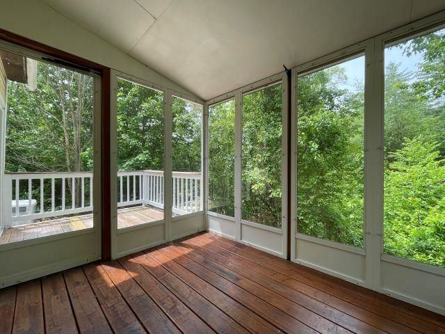 28 Westwood Lane, Henniker, NH 03242